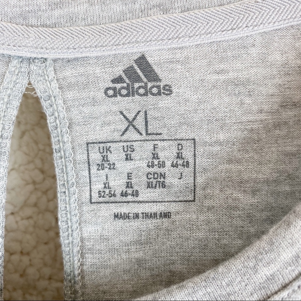 NWOT Adidas Gray Crop Top Keyhole Back Size:  XL - Picture 5 of 6